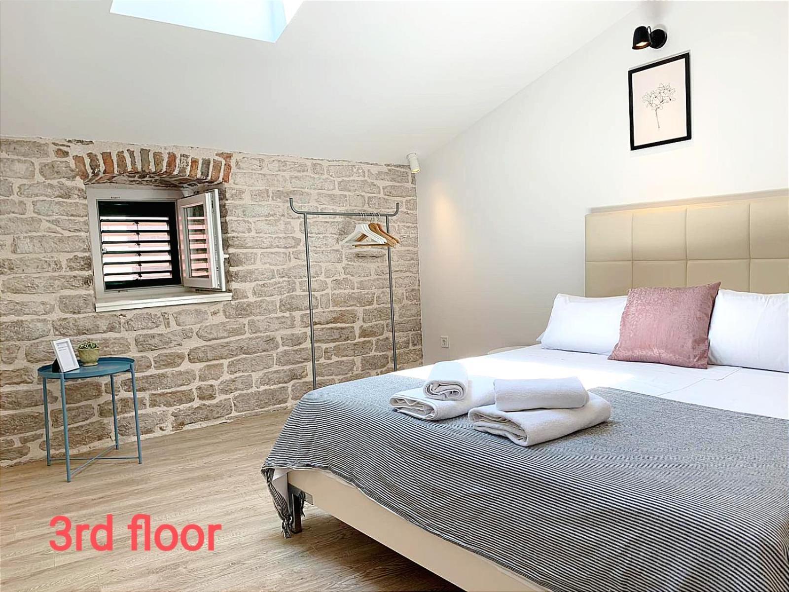 Centrum Luxury Rooms Sibenik Exterior photo